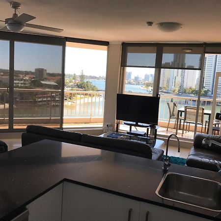 Moorings On Cavill Surfers Paradise Голд-Кост Экстерьер фото