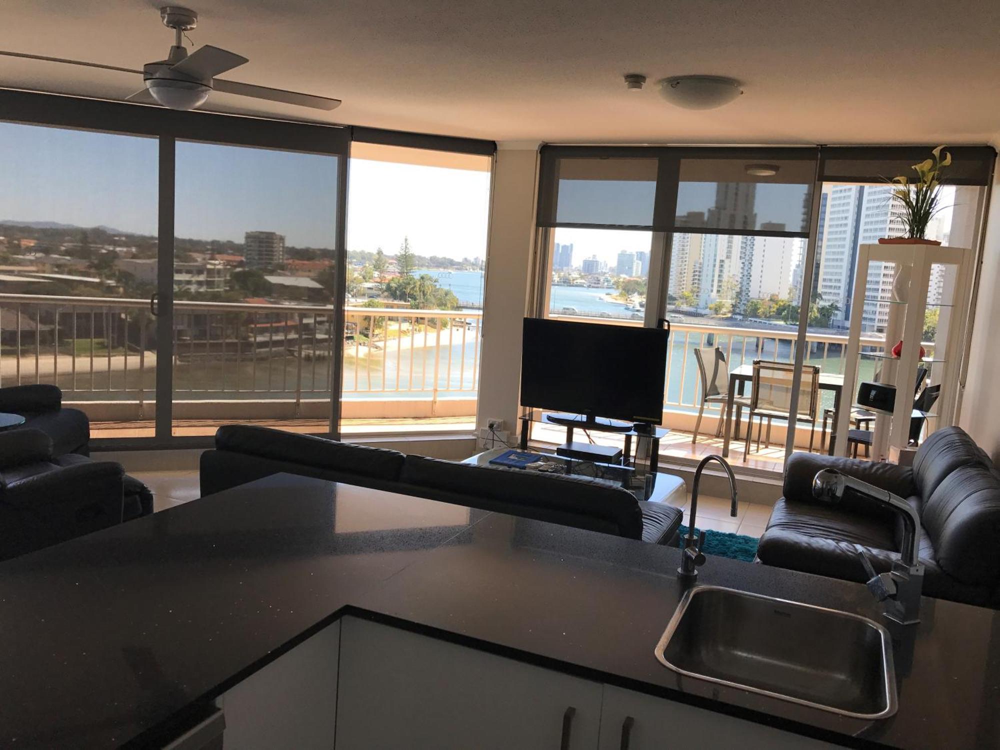 Moorings On Cavill Surfers Paradise Голд-Кост Экстерьер фото