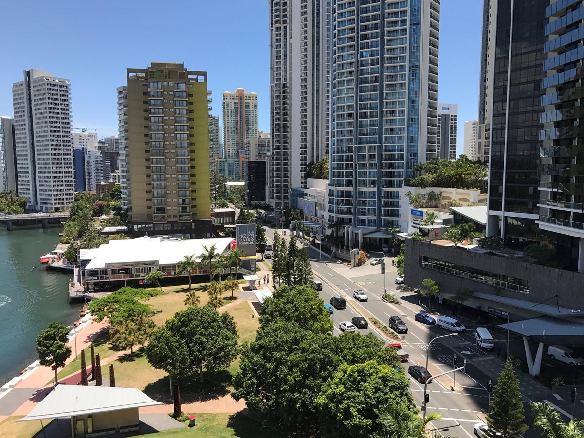 Moorings On Cavill Surfers Paradise Голд-Кост Экстерьер фото