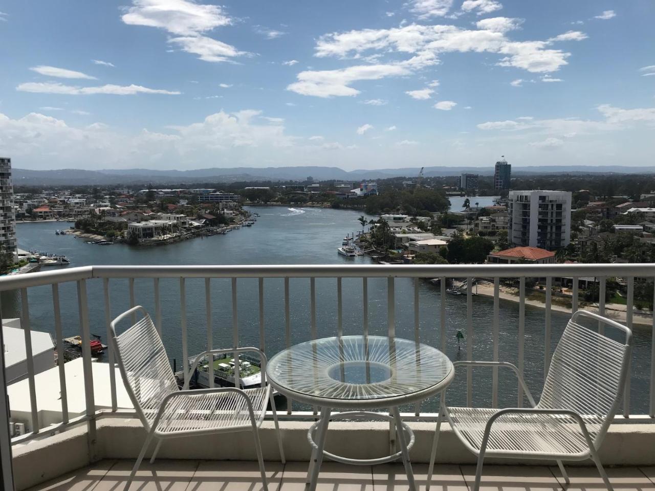 Moorings On Cavill Surfers Paradise Голд-Кост Экстерьер фото